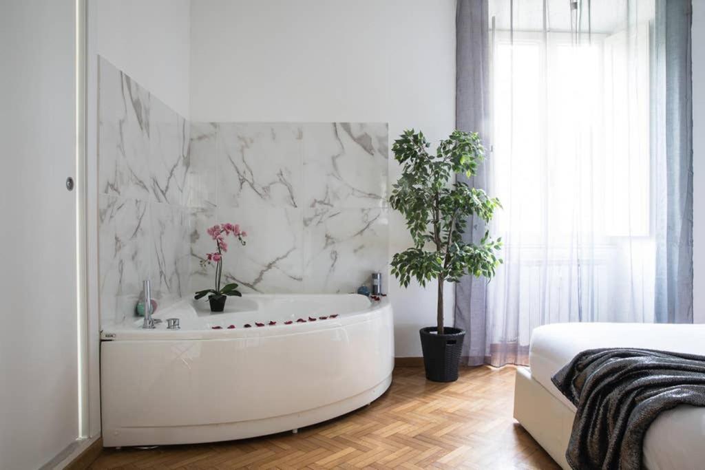 Silver Luxury Jacuzzi Suite Trastevere - Top Collection Roma Exterior foto