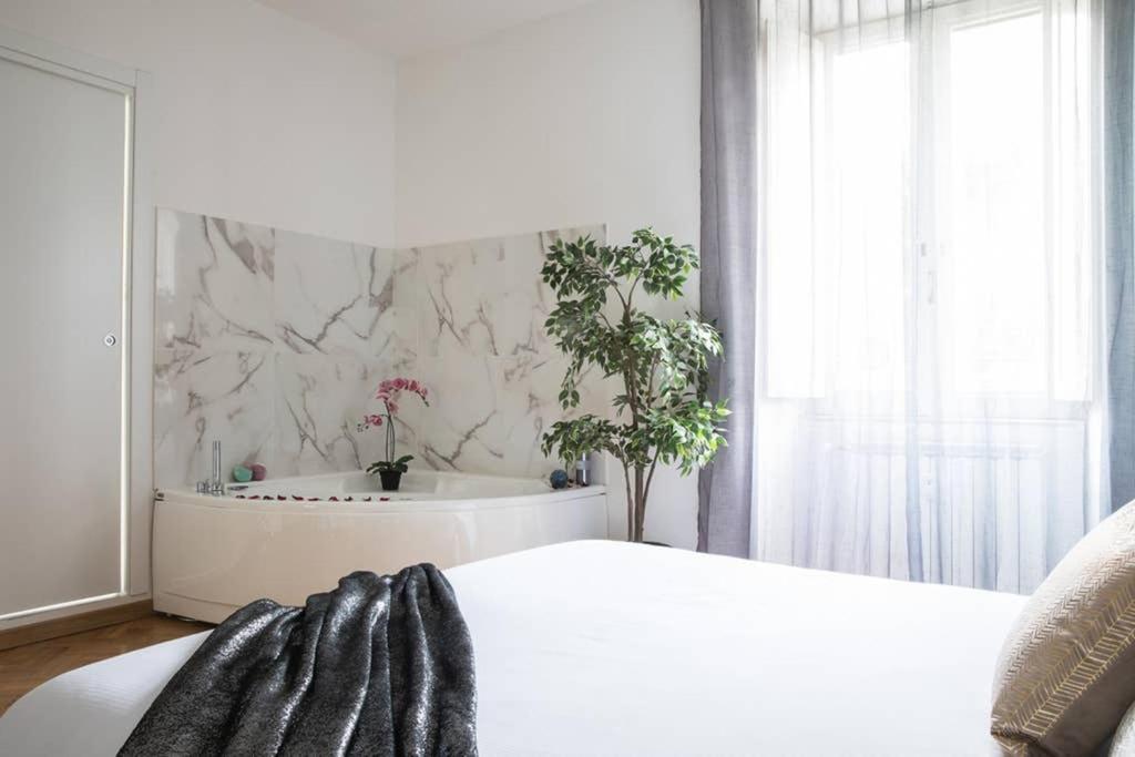 Silver Luxury Jacuzzi Suite Trastevere - Top Collection Roma Exterior foto